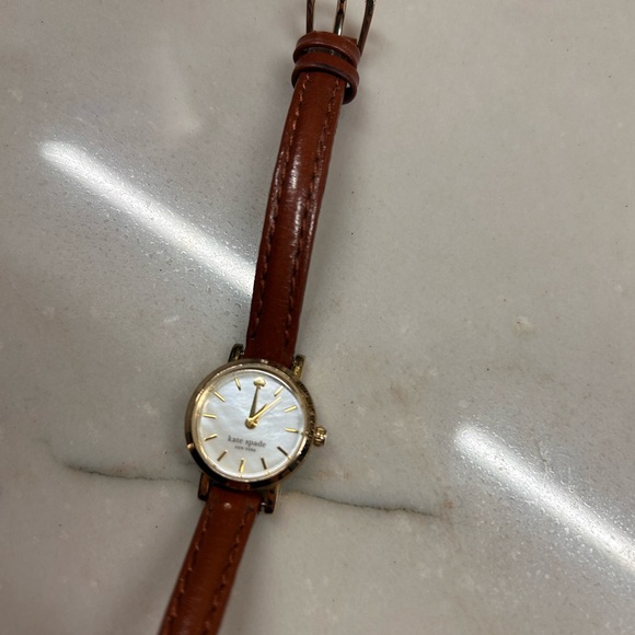 Kate Spade Mini Leather Watch - Picture 1 of 3